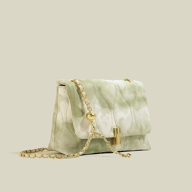 Petit Sac Carré à Bandoulière avec Chaîne