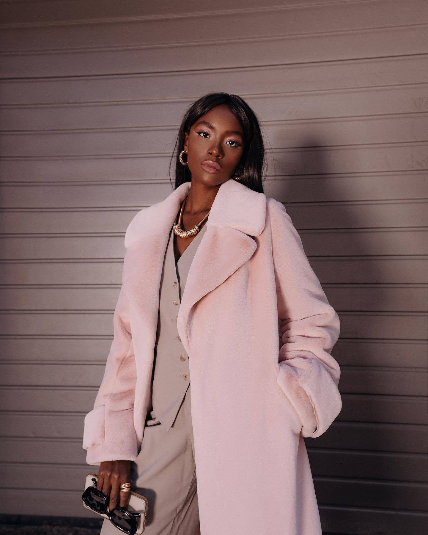 Chivogue Manteau en fourrure long
