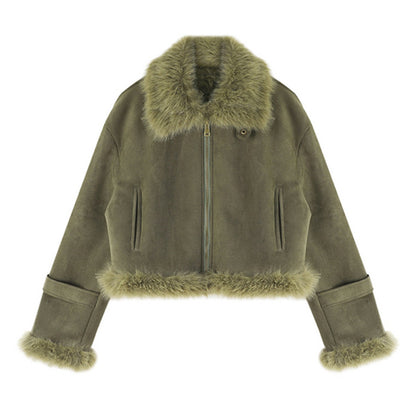 Veste courte  en cuir et fourrure doublée de daim