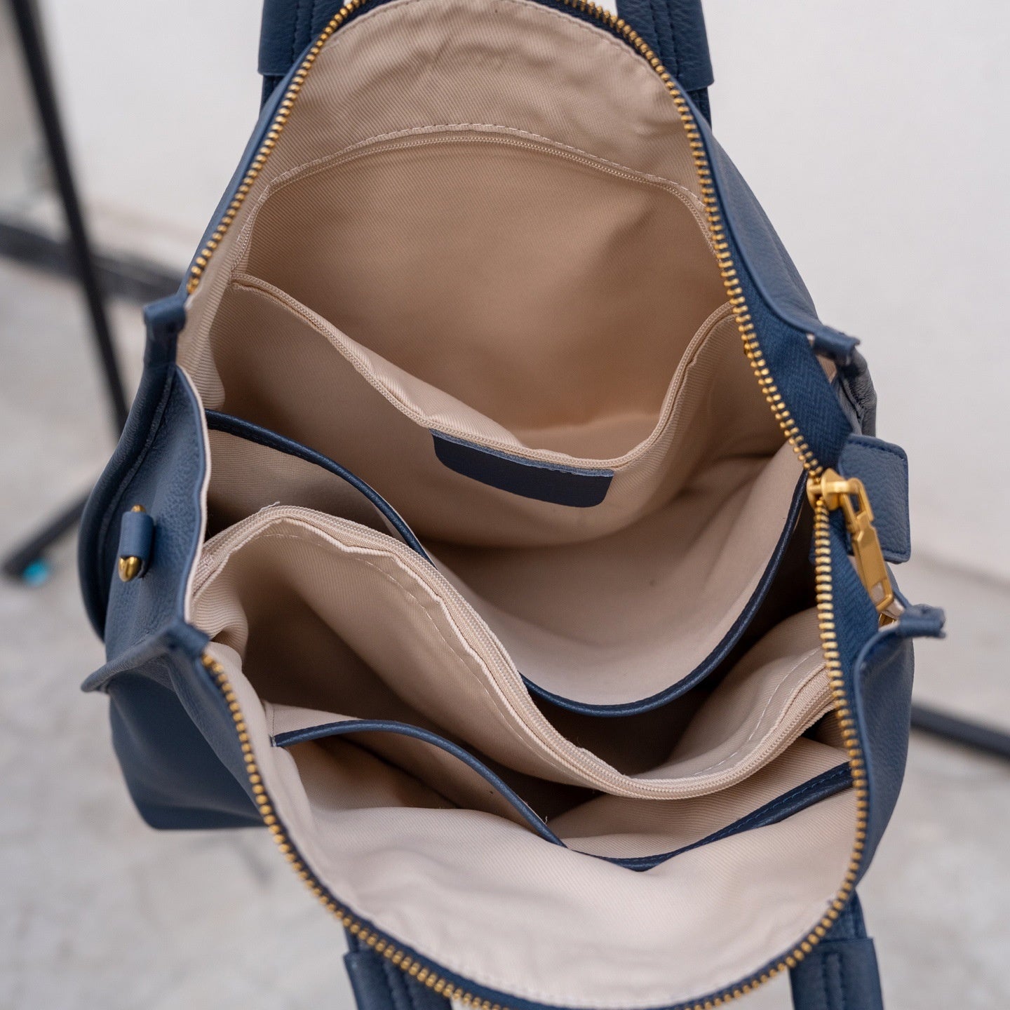 SAC CABAS POLYVALENT EN CUIR