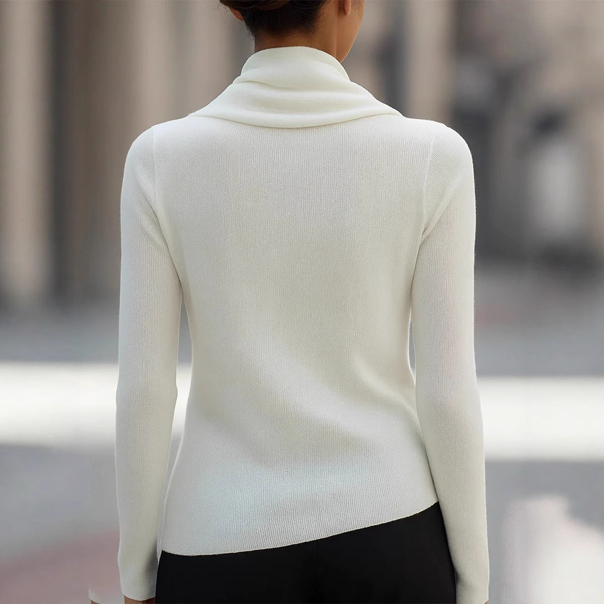 Pull en maille à col drapé