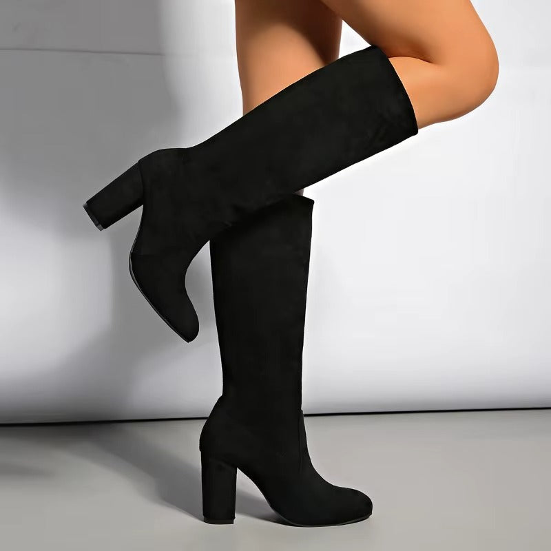 Bottes Hautes en Daim à Talons – Femme