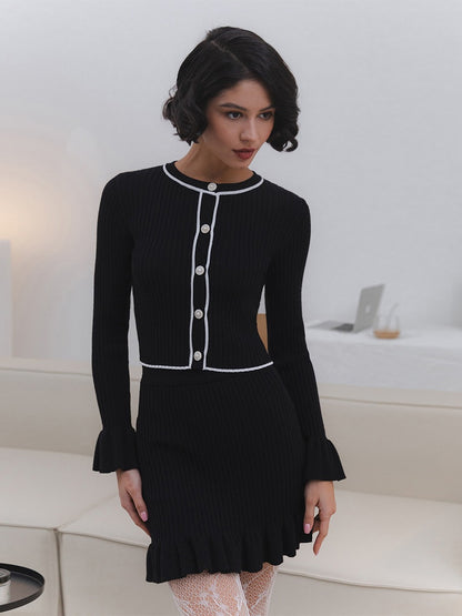 ENSEMBLE REVISITE L’ELEGANCE FEMININE
