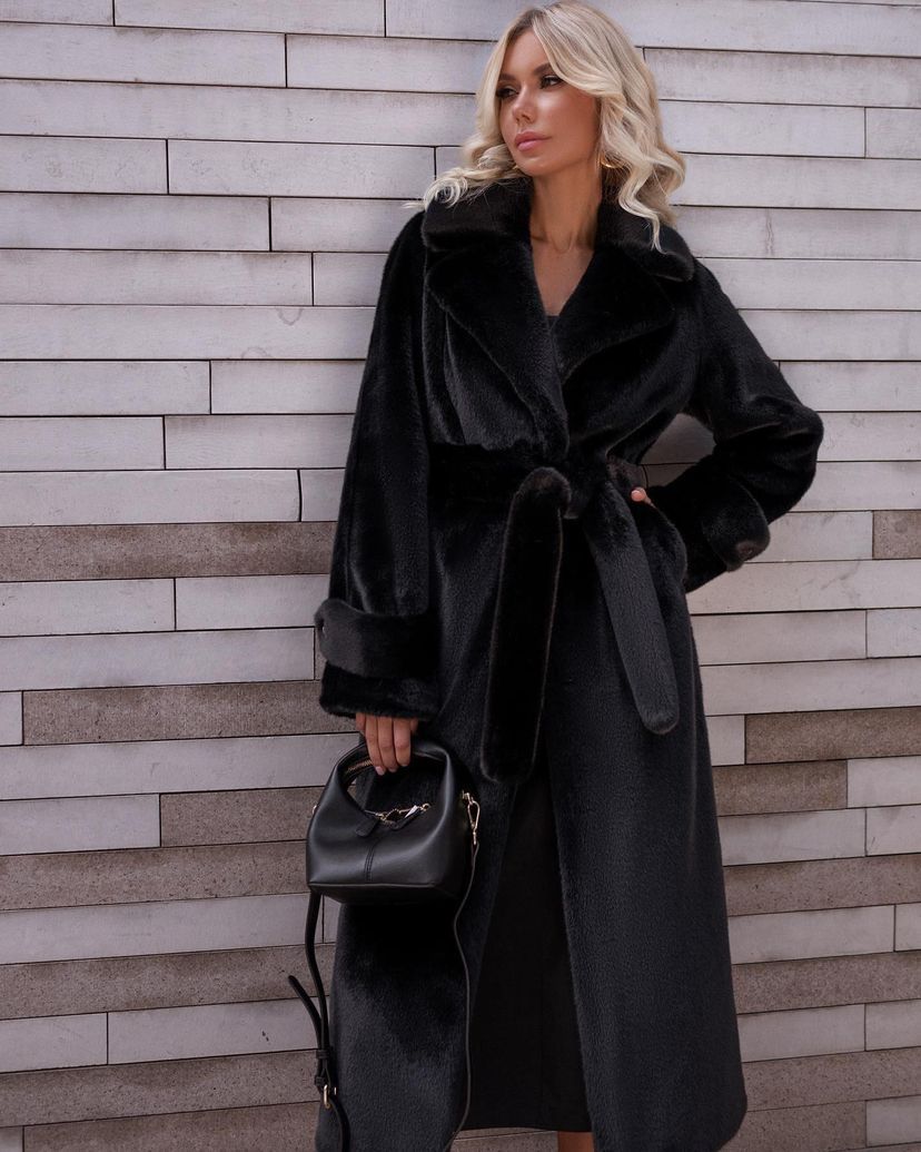 Chivogue Manteau en fourrure long
