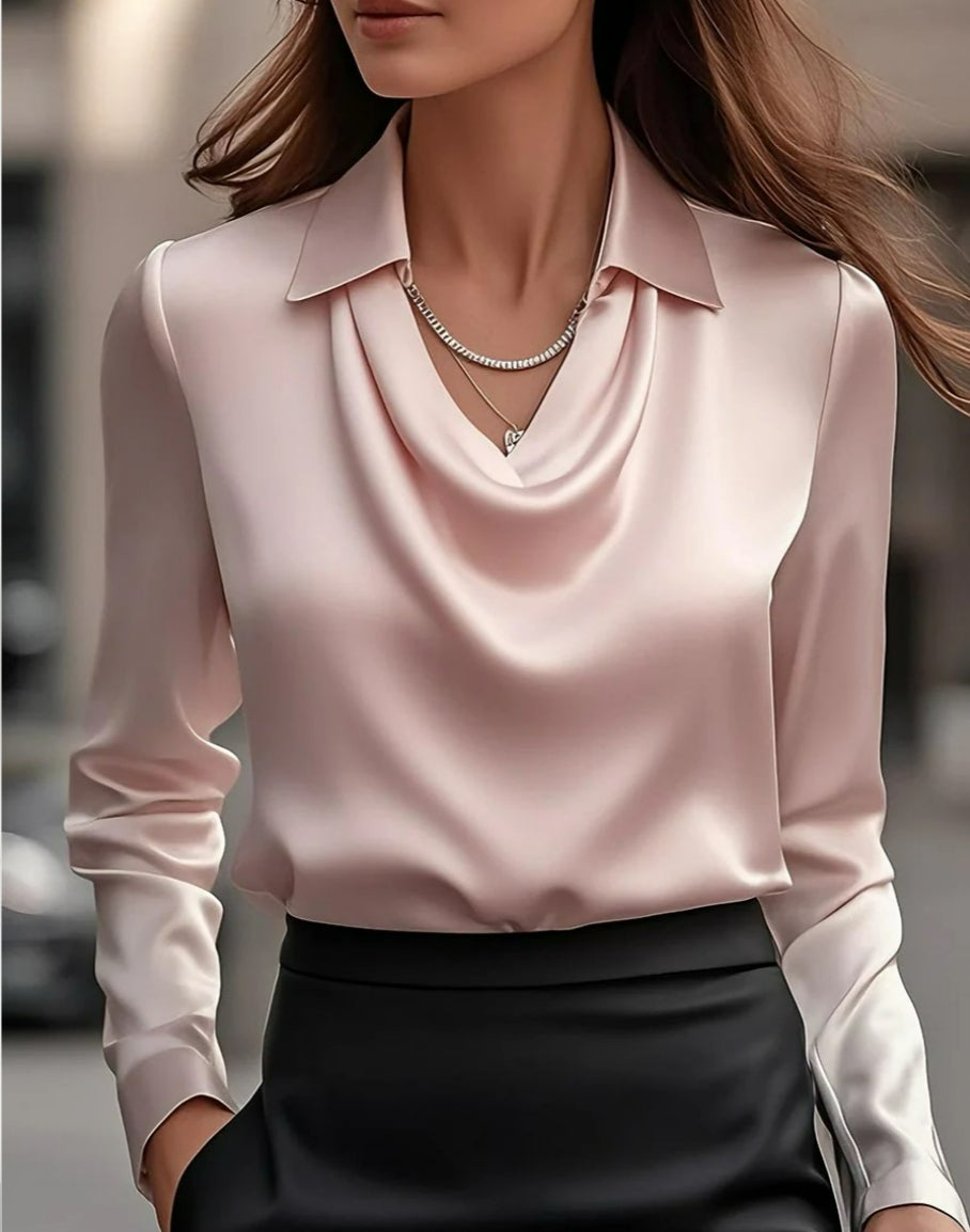 Pull en Satin Élégant à Col Drapé
