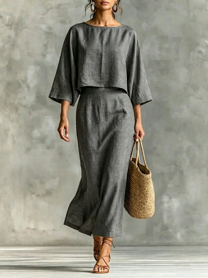 Ensemble deux pièces au charme sophistiqué,