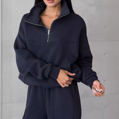 veste zippée légère, contrastes élégants